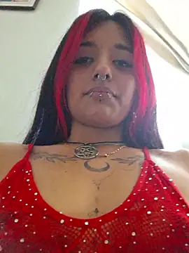 carolinerue online show from May 22, 2026, 10:15 pm