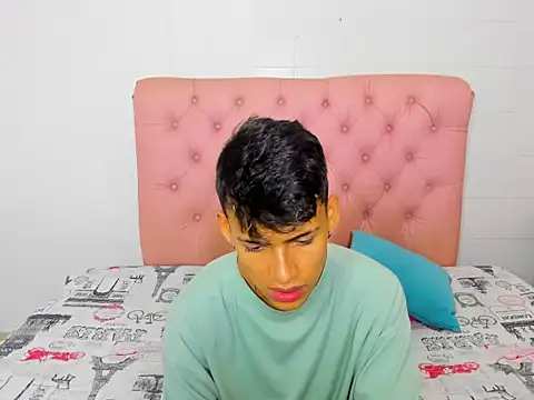 Snapshot of asbeell_grigory chatting on October 8, 2025, 8:28 pm asbeell grigory online show from October 8, 2025, 8:28 pm