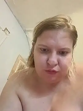 Snapshot of Gabbygade chatting on September 8, 2025, 7:46 pm Gabbygade online show from September 8, 2025, 7:46 pm