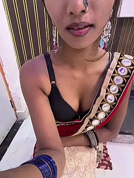 Snapshot of Drive_girl chatting on March 3, 2026, 5:52 pm Drive girl online show from March 3, 2026, 5:52 pm