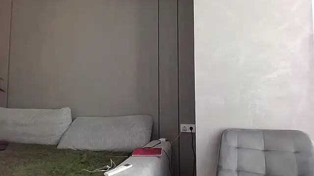 MrsAlice online show from October 21, 2025, 9:21 am