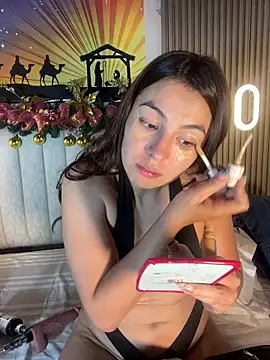 Snapshot of Dakota_Evanns chatting on December 15, 2025, 7:07 pm Dakota Evanns online show from December 15, 2025, 7:07 pm