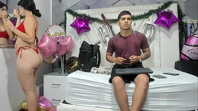 Sarahwalkerr online show from December 5, 2025, 8:27 pm