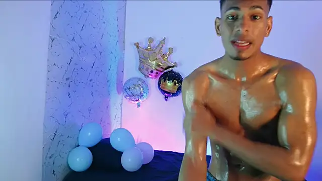 Snapshot of lorian_vikel chatting on November 17, 2025, 8:58 pm lorian vikel online show from November 17, 2025, 8:58 pm