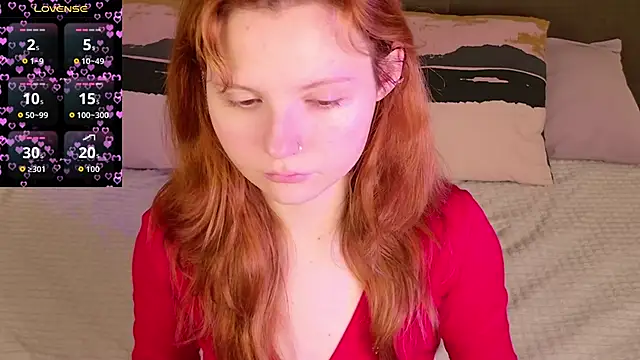 AlisHanson online show from September 27, 2025, 9:03 am