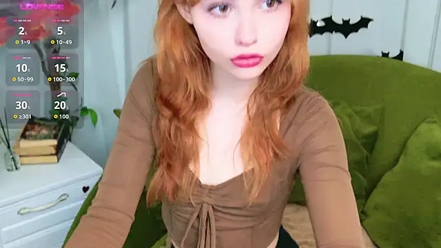 AlisHanson online show from October 24, 2025, 3:19 pm