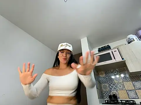 gaby wild fire online show from October 11, 2025, 5:33 pm
