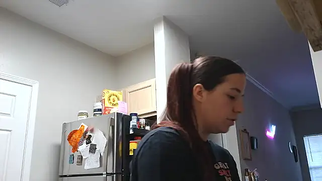 Snapshot of abimusic99 chatting on January 8, 2026, 6:43 pm abimusic99 online show from January 8, 2026, 6:43 pm