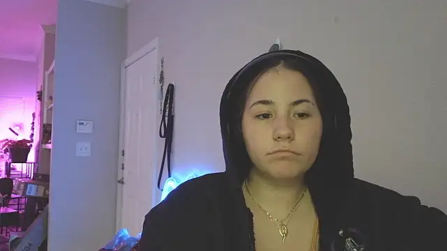 Snapshot of abimusic99 chatting on January 10, 2026, 12:56 am abimusic99 online show from January 10, 2026, 12:56 am