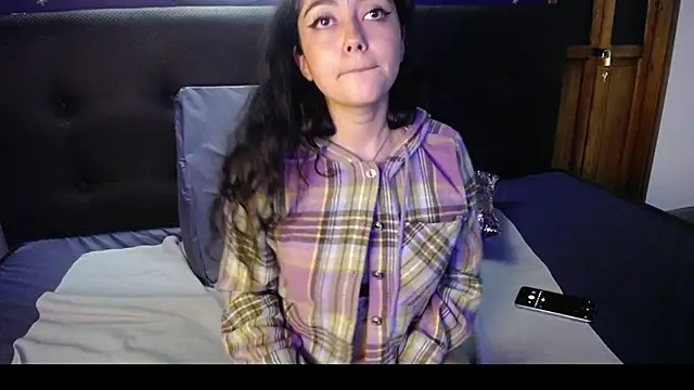 Snapshot of Fairy_marie12 chatting on September 12, 2025, 5:51 am Fairy marie12 online show from September 12, 2025, 5:51 am