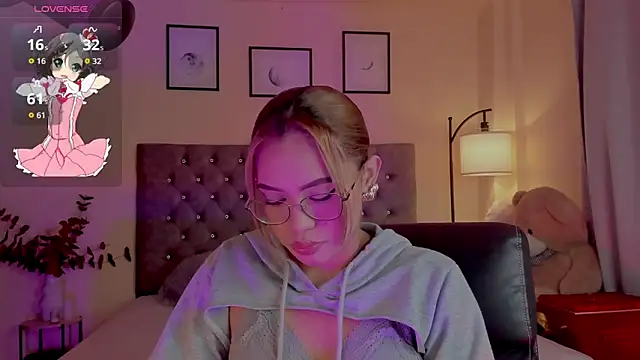 OxanaFedorova1- online show from November 20, 2025, 9:03 pm