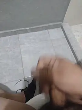 Snapshot of Santiagoqro85 chatting on December 19, 2025, 5:31 pm Santiagoqro85 online show from December 19, 2025, 5:31 pm