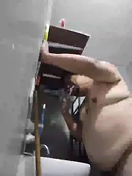 Snapshot of Santiagoqro85 chatting on March 5, 2026, 2:40 am Santiagoqro85 online show from March 5, 2026, 2:40 am