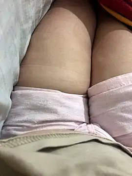 luzmelzinha online show from September 30, 2025, 11:26 am