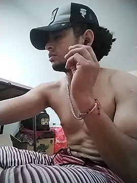 ThiagoFernandezChancay25 online show from January 10, 2026, 2:08 pm