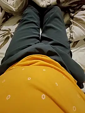 Famit025 online show from November 23, 2025, 1:44 pm