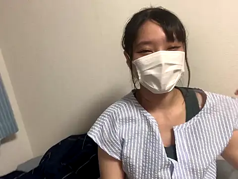 Snapshot of ituki_0415 chatting on November 4, 2025, 5:34 pm ituki 0415 online show from November 4, 2025, 5:34 pm