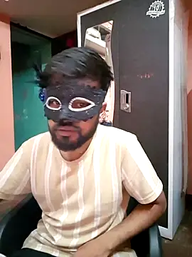 soniriyaa010101 online show from March 2, 2026, 7:21 pm