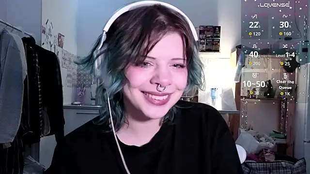 Snapshot of Alice_Zev chatting on February 8, 2026, 11:19 pm Alice Zev online show from February 8, 2026, 11:19 pm