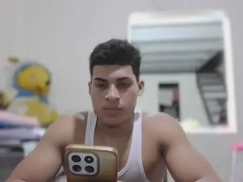 luislp05 online show from July 15, 2026, 3:56 am