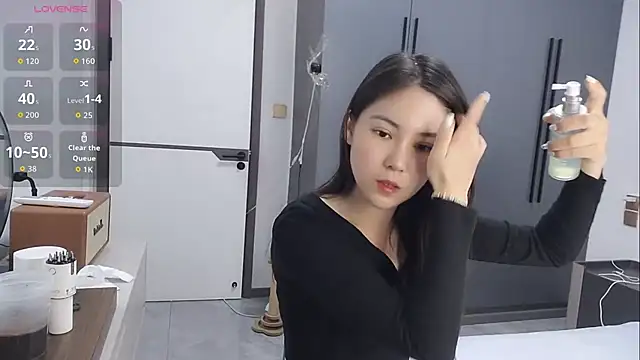 luckckcj online show from October 16, 2025, 2:12 am