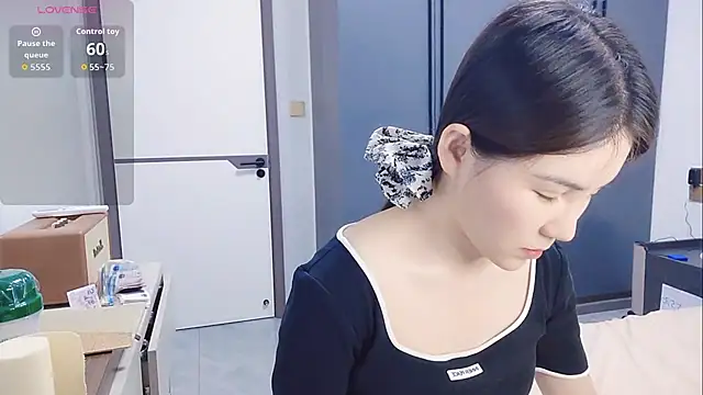 Snapshot of luckckcj chatting on December 23, 2025, 9:51 am luckckcj online show from December 23, 2025, 9:51 am