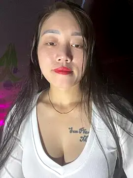 chipp-bong online show from November 8, 2025, 1:06 am