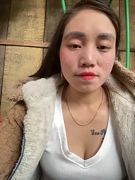 chipp-bong online show from February 9, 2026, 1:42 am