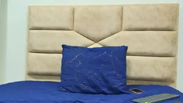 Snapshot of Angell_cooper chatting on November 1, 2025, 3:03 pm Angell cooper online show from November 1, 2025, 3:03 pm