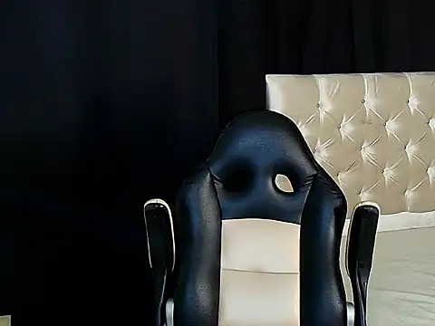 Snapshot of cassian_gold chatting on March 8, 2026, 6:23 pm cassian gold online show from March 8, 2026, 6:23 pm