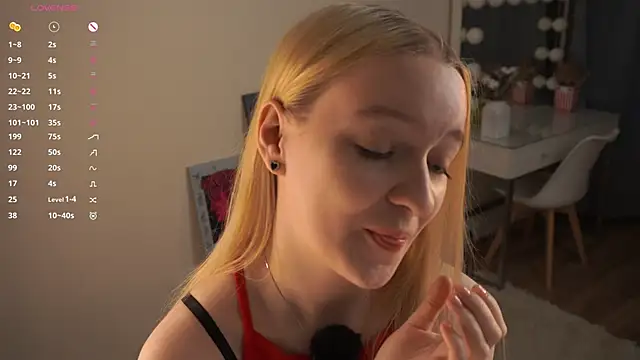 KrishnaSimmons online show from October 23, 2025, 7:23 pm