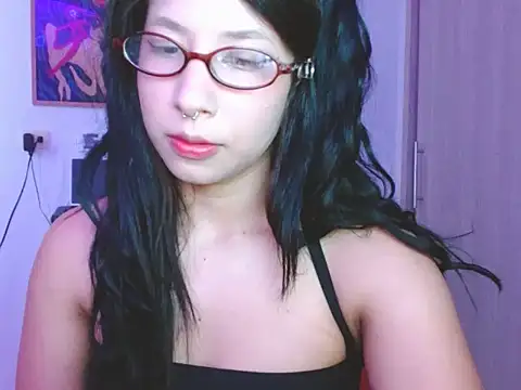 babyvavi online show from June 20, 2026, 2:42 pm