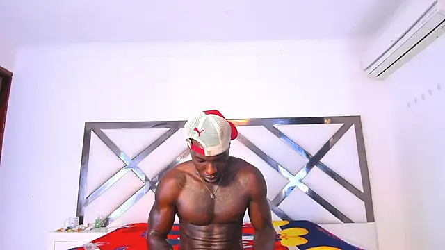 kingmaverickx online show from September 20, 2025, 3:46 pm