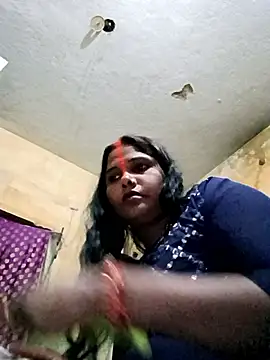 Snapshot of SweetKomal89 chatting on October 25, 2025, 1:18 pm SweetKomal89 online show from October 25, 2025, 1:18 pm