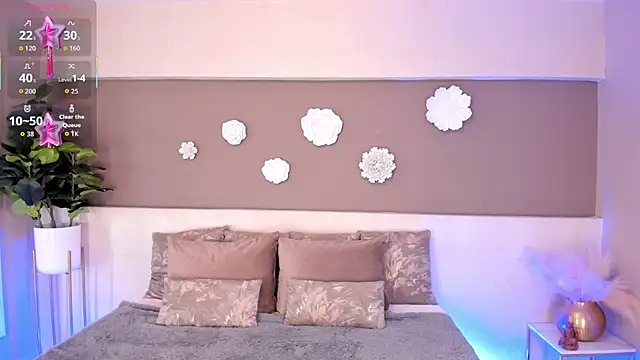 VictoriaShelby online show from November 26, 2025, 11:55 am