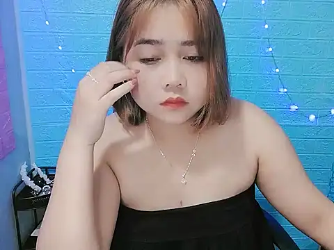 Nhan7868 online show from October 13, 2025, 8:09 pm