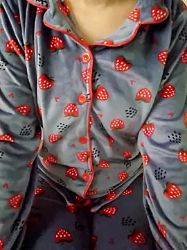 Snapshot of Lamya-dalo3a chatting on January 17, 2026, 3:39 pm Lamya-dalo3a online show from January 17, 2026, 3:39 pm