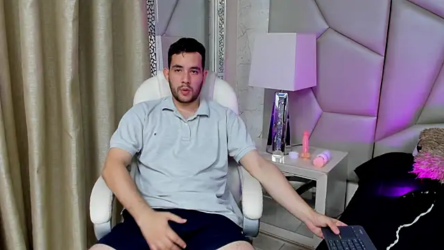 Snapshot of matti_de_lucaa chatting on September 16, 2025, 5:25 pm matti de lucaa online show from September 16, 2025, 5:25 pm