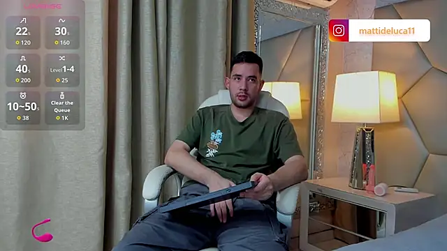 Snapshot of matti_de_lucaa chatting on September 23, 2025, 5:38 pm matti de lucaa online show from September 23, 2025, 5:38 pm