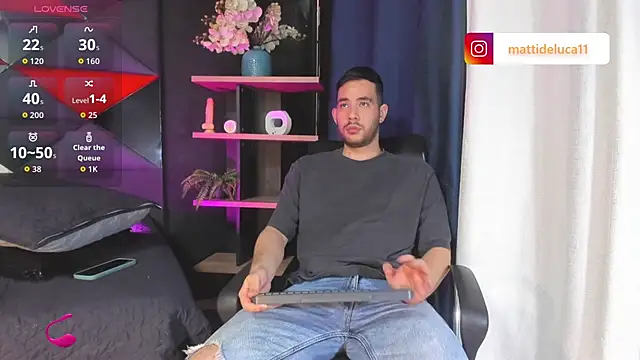 Snapshot of matti_de_lucaa chatting on October 11, 2025, 5:55 pm matti de lucaa online show from October 11, 2025, 5:55 pm