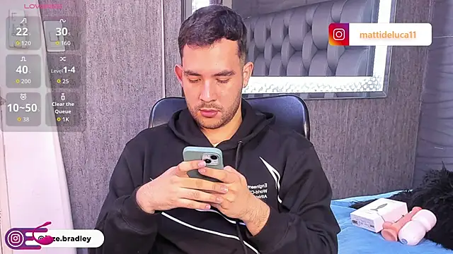 Snapshot of matti_de_lucaa chatting on November 6, 2025, 5:36 pm matti de lucaa online show from November 6, 2025, 5:36 pm