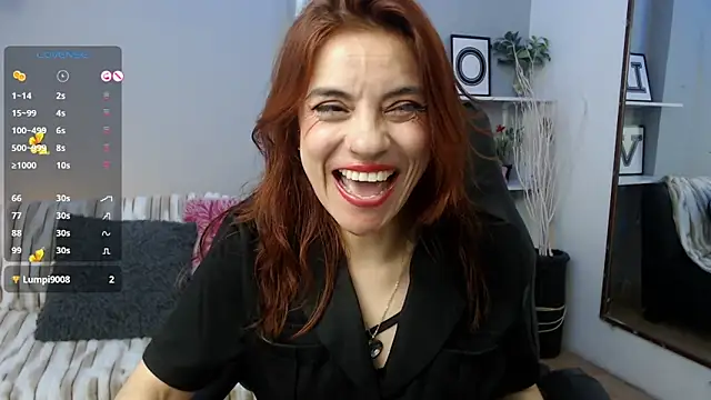 KendallWood  online show from May 13, 2026, 9:11 pm