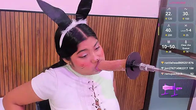 Snapshot of mysticlatina1 chatting on December 14, 2025, 12:10 pm mysticlatina1 online show from December 14, 2025, 12:10 pm