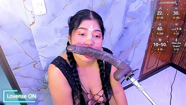 Snapshot of mysticlatina1 chatting on January 7, 2026, 11:56 am mysticlatina1 online show from January 7, 2026, 11:56 am