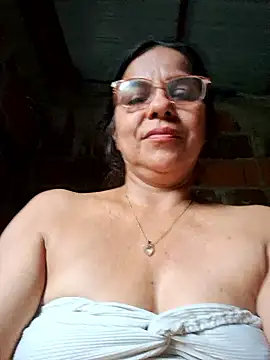 Lucerito-Hot online show from December 1, 2025, 2:22 pm