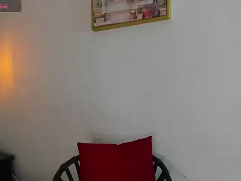 Snapshot of Sofiapassionne chatting on February 8, 2026, 3:04 pm Sofiapassionne online show from February 8, 2026, 3:04 pm