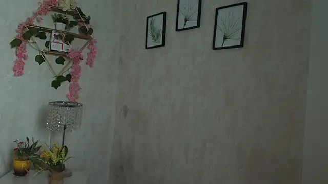 Snapshot of RobinBennett chatting on February 2, 2026, 1:10 pm RobinBennett online show from February 2, 2026, 1:10 pm