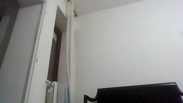 Snapshot of Astrid3 chatting on February 15, 2026, 9:22 pm Astrid3 online show from February 15, 2026, 9:22 pm