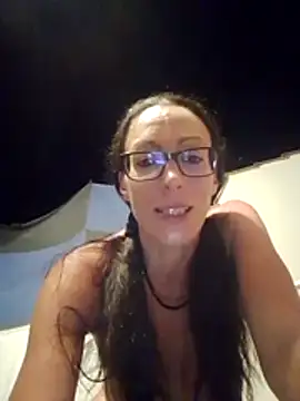 Astrid3 online show from June 17, 2026, 10:00 pm