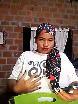 Snapshot of Rahma_Beautiful chatting on September 18, 2025, 2:13 am Rahma Beautiful online show from September 18, 2025, 2:13 am